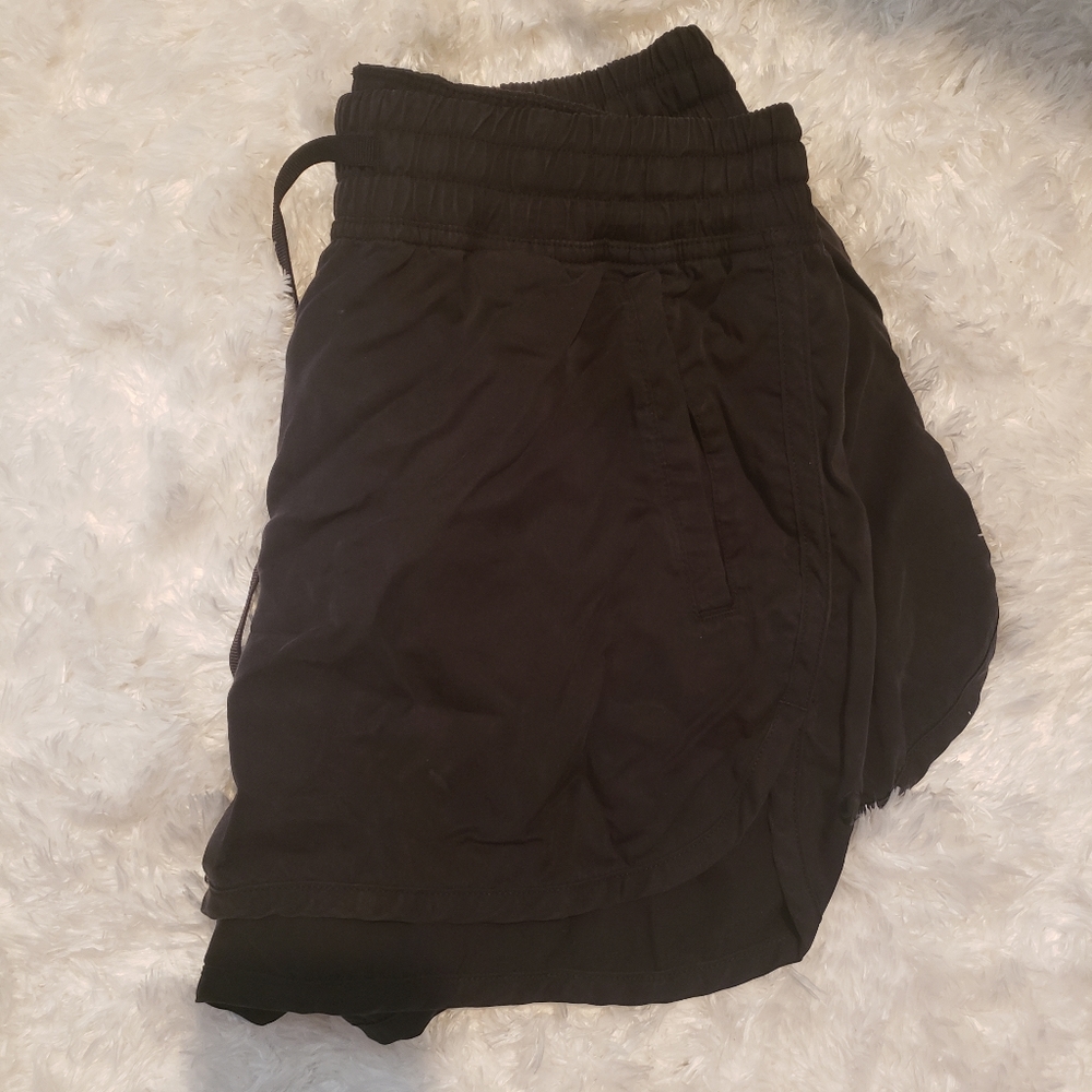 Lululemon Shorts - Picture 5 of 5